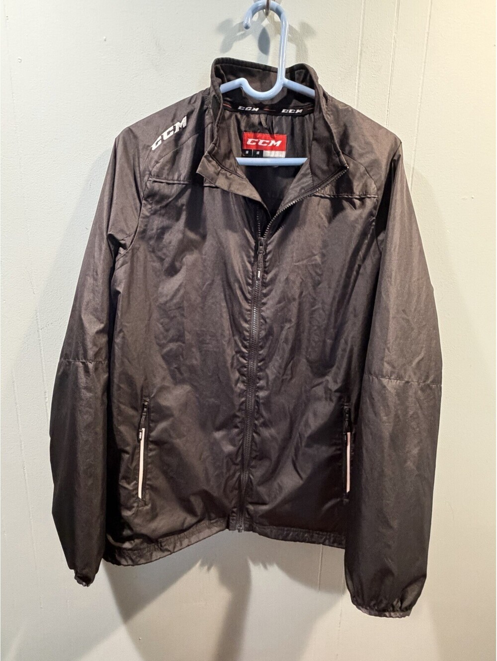 CCM Light Weight Rink Suit Jacket Size Medium Black Full Zip